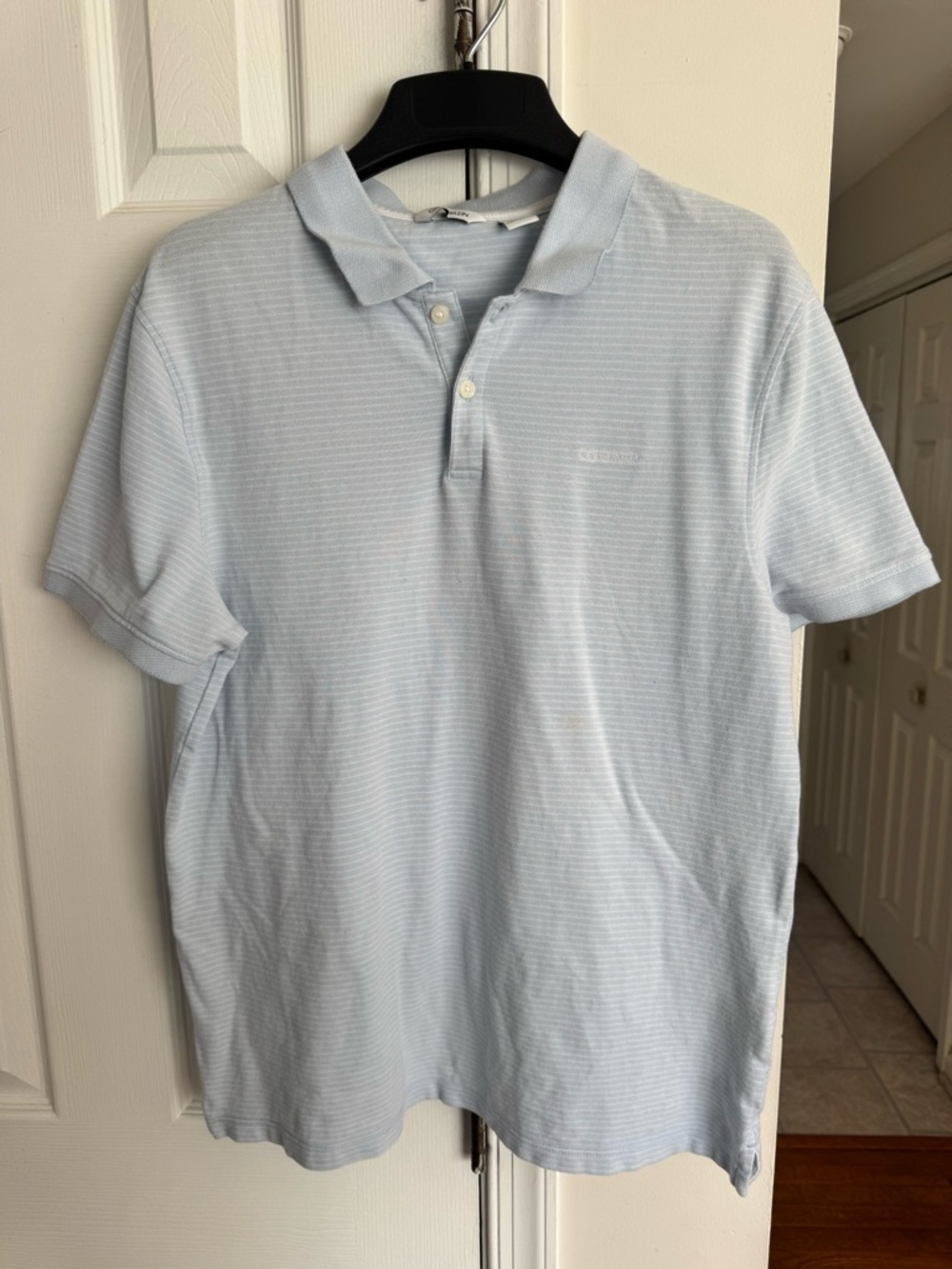 Calvin Klein Men's Medium Polo Shirt Light Blue White Striped Stretch Short Slv